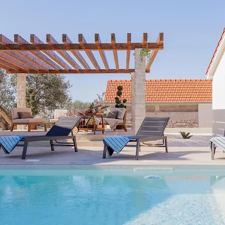 Luxury Terra * Marina