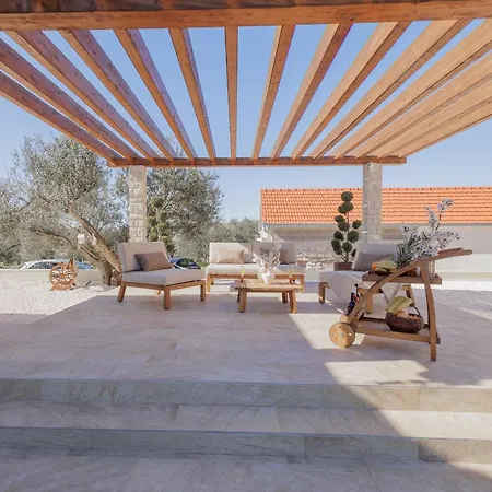 Luxury Terra *